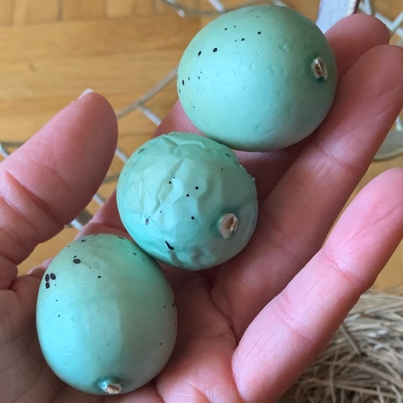 Decorative Metal Birdcage w/ Faux Nest and Eggs - Picture 13 of 16